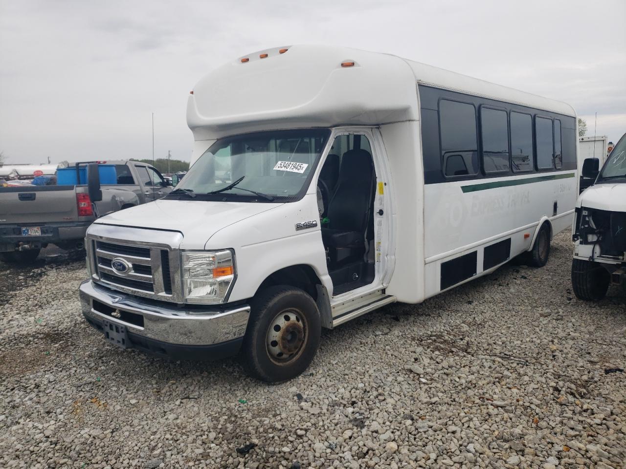 2014 Ford Econoline E450 Super Duty Cutaway Van for Sale in Cicero, IN - Side