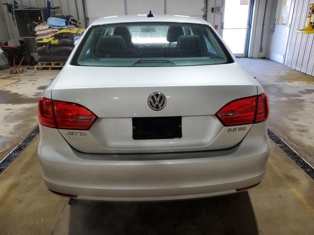  VOLKSWAGEN JETTA 2012 Srebrny