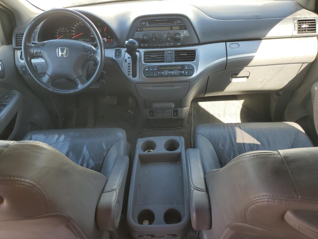 2009 Honda Odyssey - Image 8