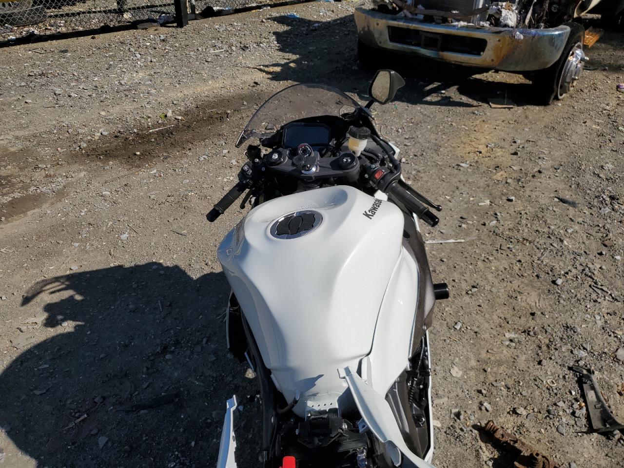 2025 Kawasaki Zx636 K VIN: JKBZXJK13SA007977 Lot: 54817305
