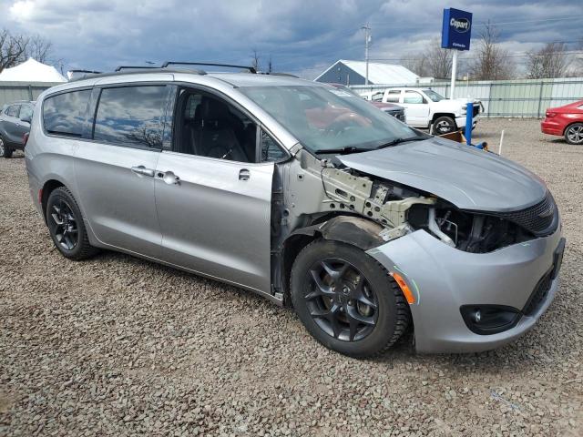  CHRYSLER PACIFICA 2018 Silver