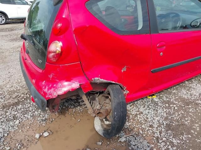 2011 PEUGEOT 107 URBAN
