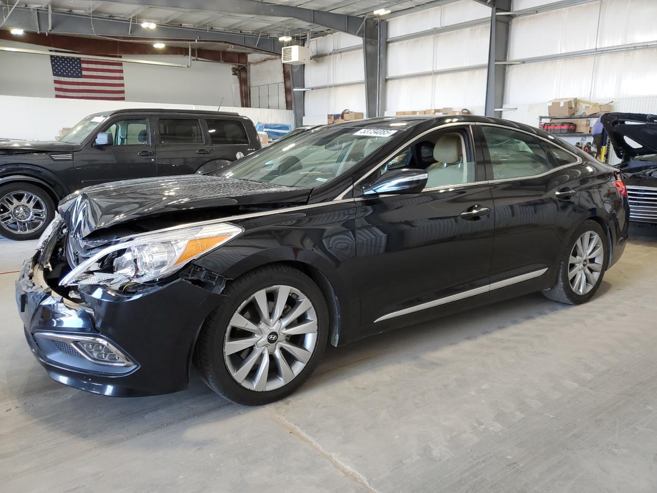 2017 Hyundai Azera Limited zu verkaufen in Greenwood, NE - Front End