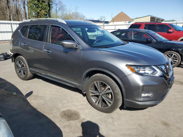  NISSAN ROGUE 2018 Серый
