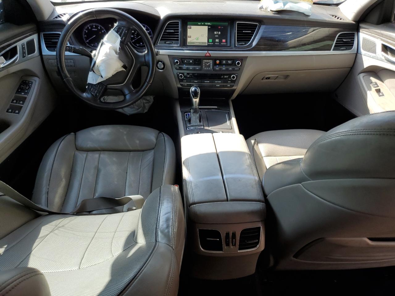 2015 Hyundai Genesis 3.8L VIN: KMHGN4JE3FU097239 Lot: 60845045