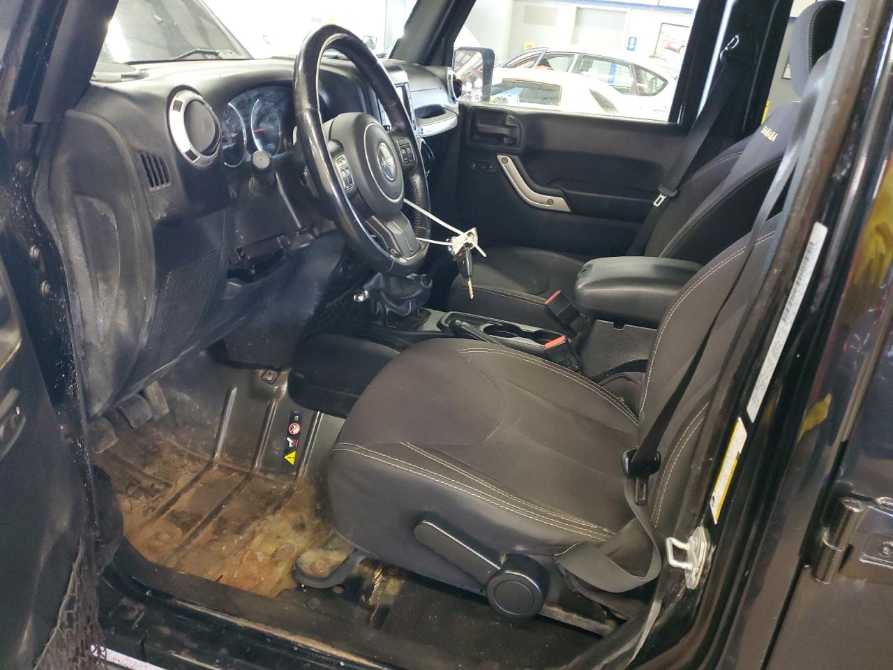 2015 Jeep Wranger VIN: 614305 Lot: 53685545