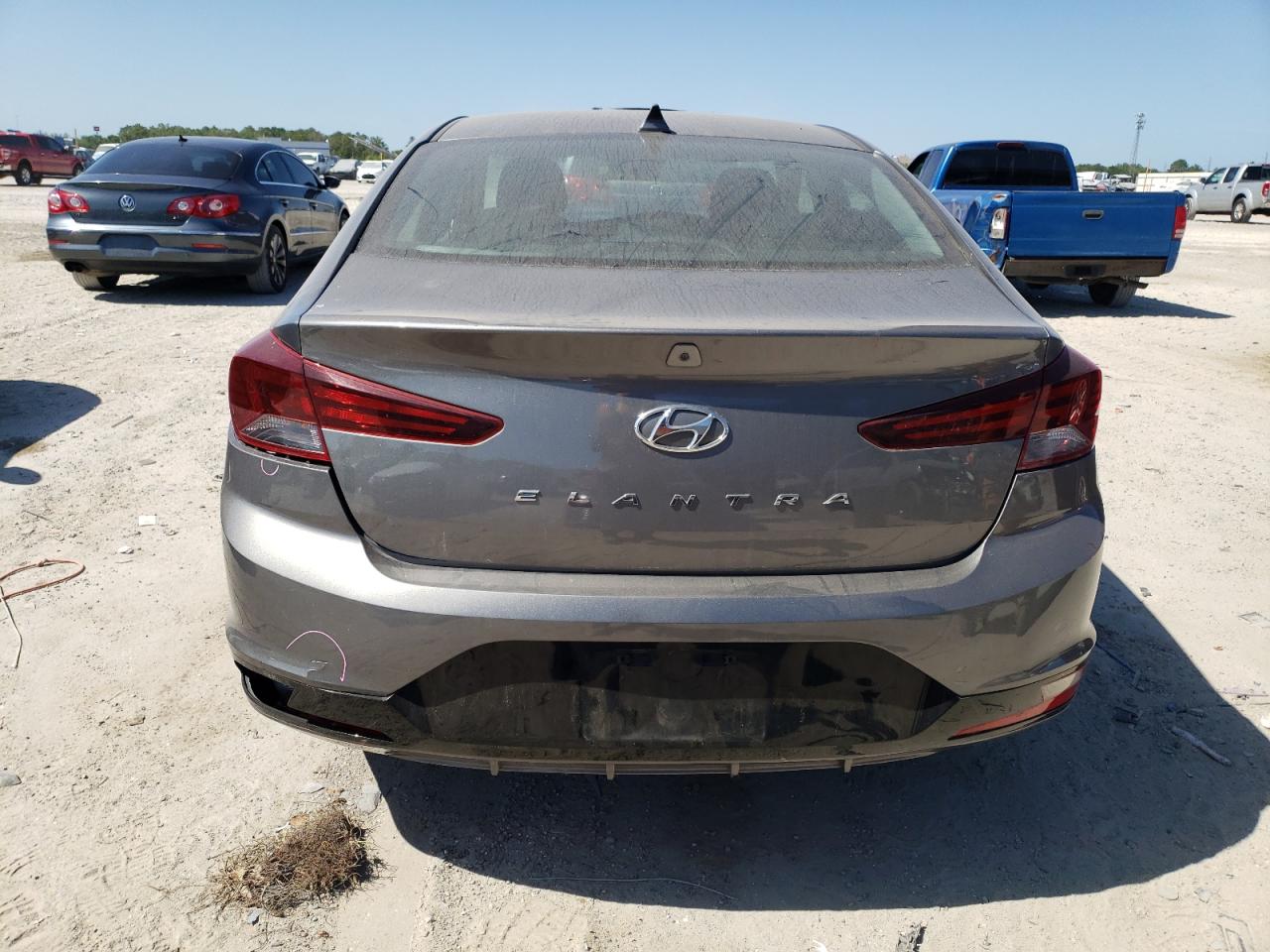 2019 Hyundai Elantra Sel VIN: 5NPD84LF2KH405588 Lot: 55239275