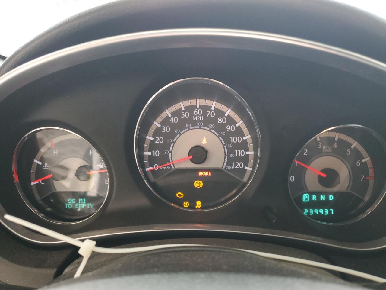 2011 Chrysler 200 Limited VIN: 1C3BC2FG5BN517806 Lot: 52297415