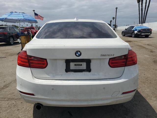  BMW 3 SERIES 2014 Белы