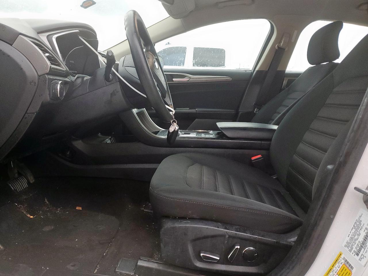 2019 Ford Fusion Se VIN: 3FA6P0LU1KR124923 Lot: 54041325