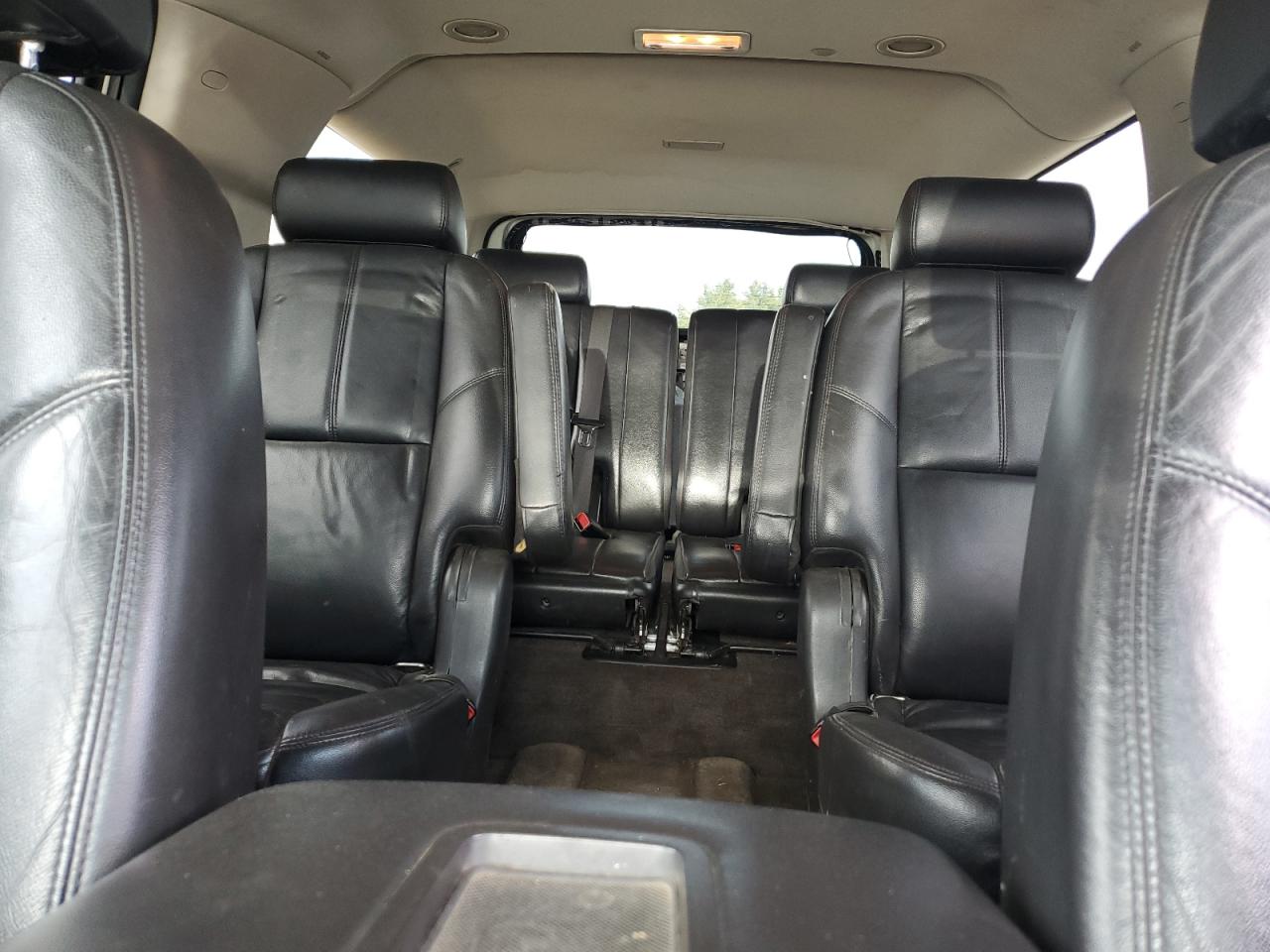 2008 Chevrolet Suburban K1500 Ls VIN: 1GNFK16Y48R196403 Lot: 52687375