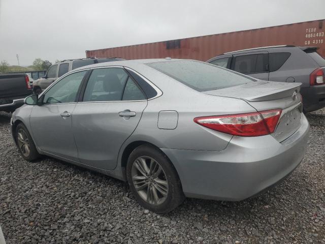  TOYOTA CAMRY 2016 Srebrny