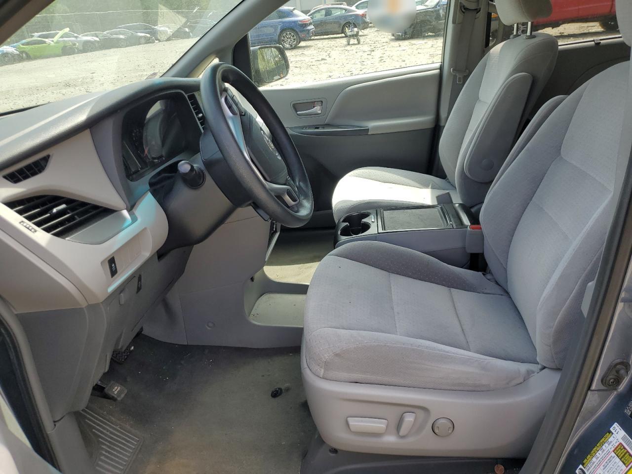 2015 Toyota Sienna Le VIN: 5TDKK3DC4FS555435 Lot: 54055525