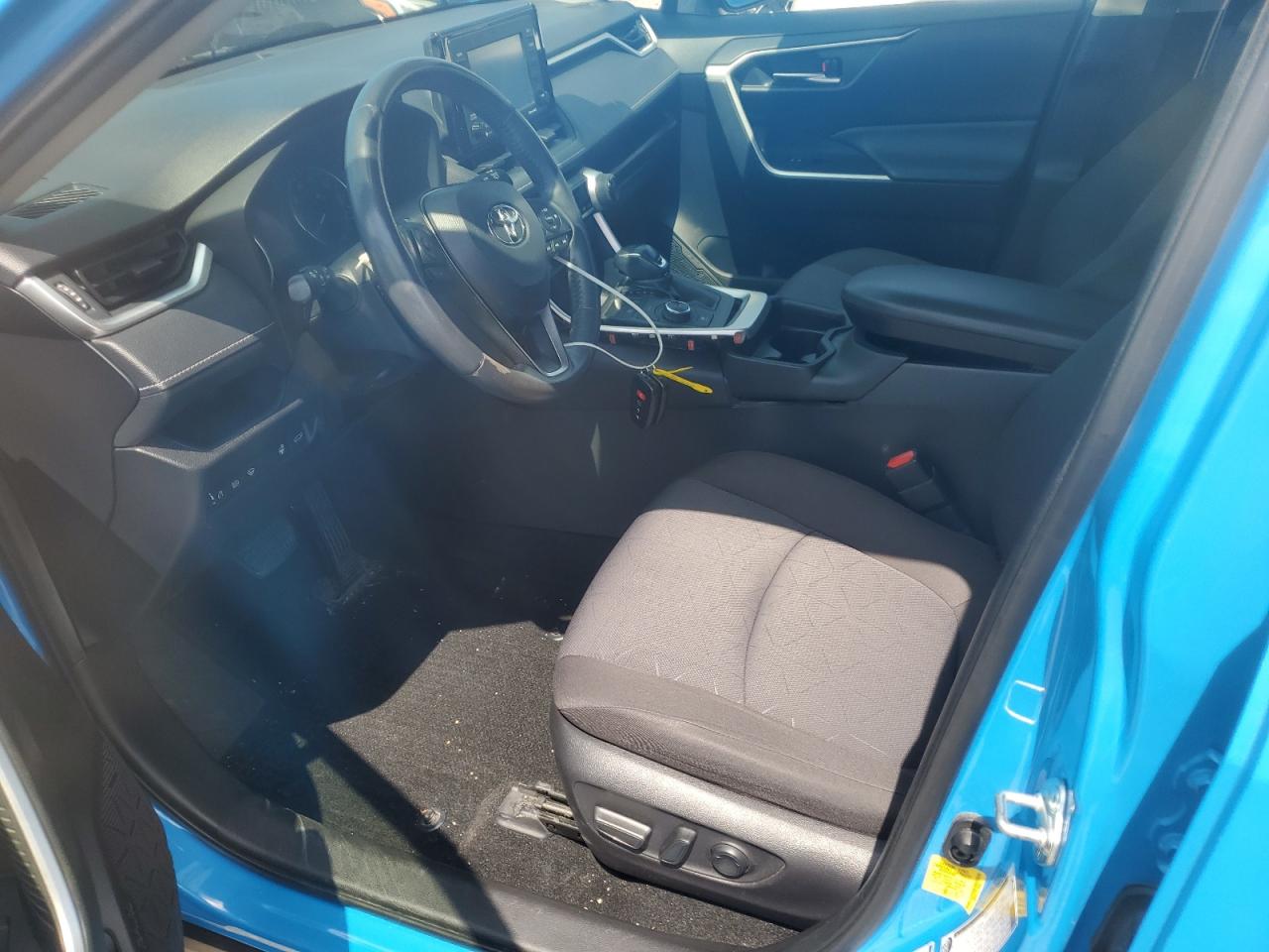 2020 Toyota Rav4 Xle VIN: JTMRWRFV6LJ046444 Lot: 54439325