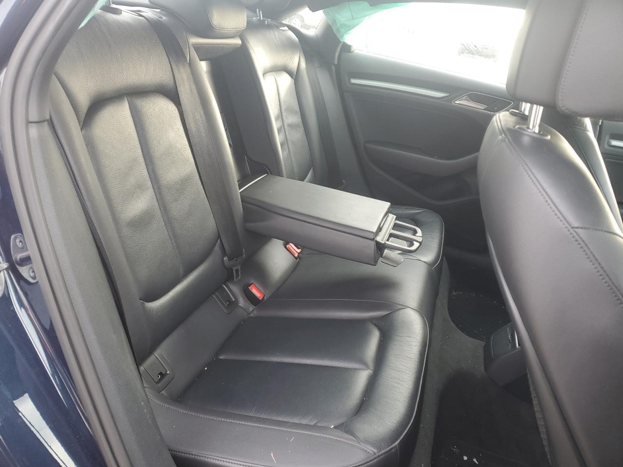 2018 Audi A3 Premium VIN: WAUAUGFF3J1027831 Lot: 52297185