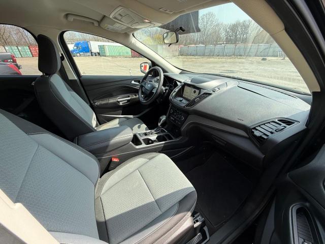  FORD ESCAPE 2019 Czarny