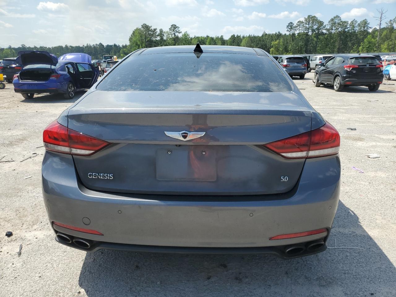 2015 Hyundai Genesis 5.0L VIN: KMHGN4JF2FU072440 Lot: 52410855
