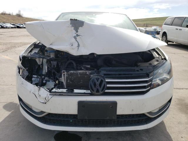  VOLKSWAGEN PASSAT 2015 Білий