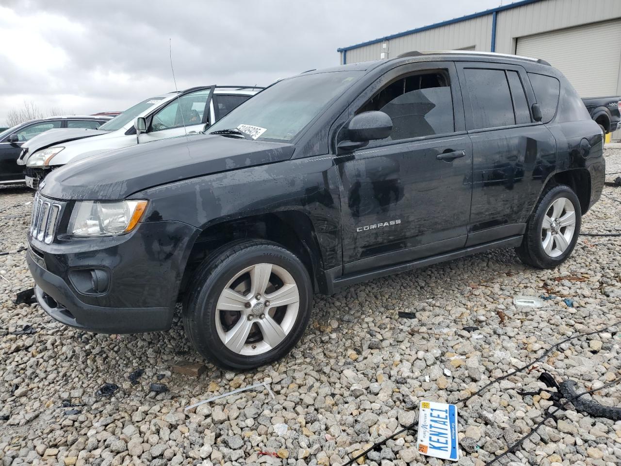 2012 Jeep Compass Sport للبيع في Wayland، MI - Burn - Interior