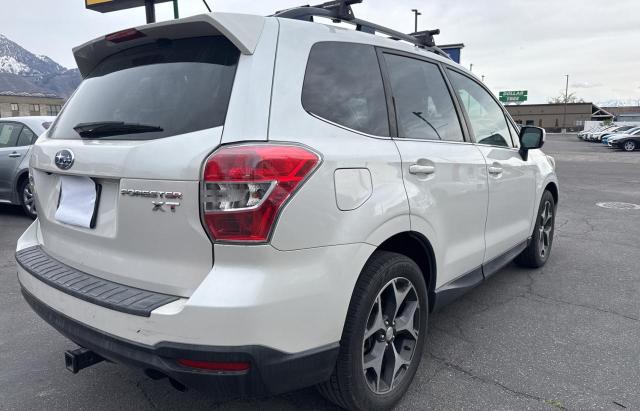 Parquets SUBARU FORESTER 2014 Biały