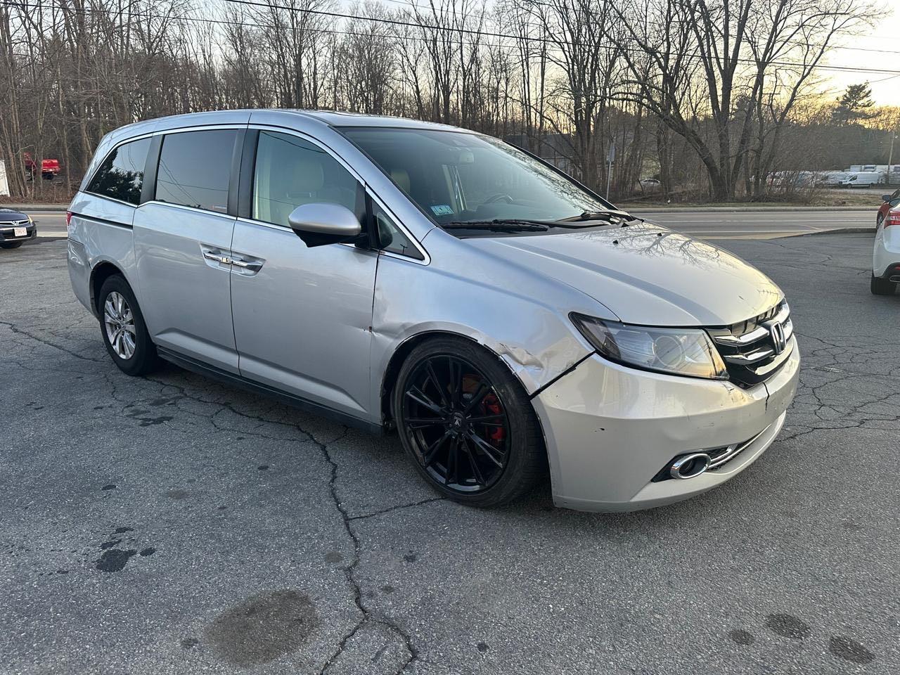 2015 Honda Odyssey Exl for Sale in North Billerica, MA - Minor Dent/Scratches