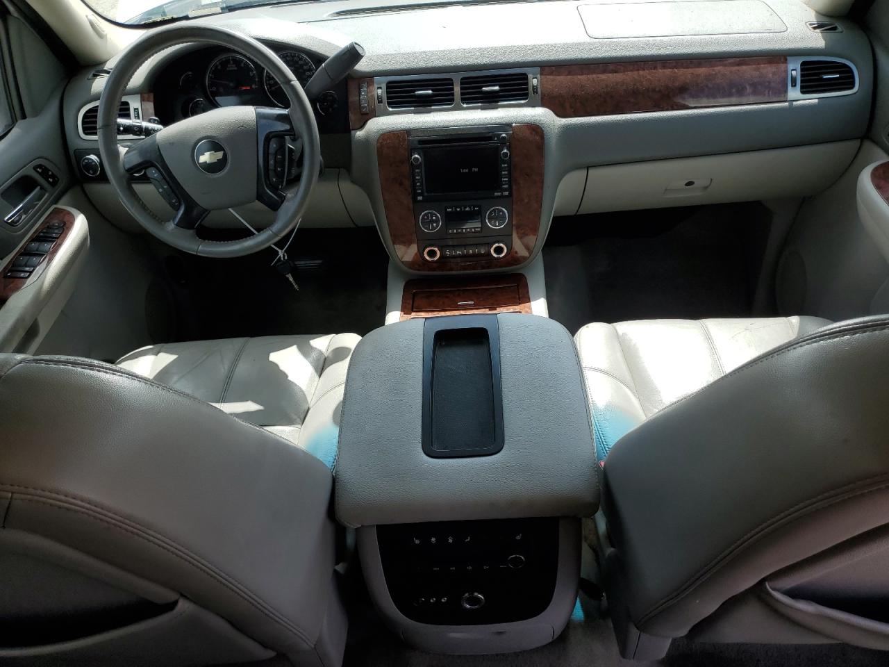 2007 Chevrolet Suburban K1500 VIN: 1GNFK16307J233500 Lot: 51330425