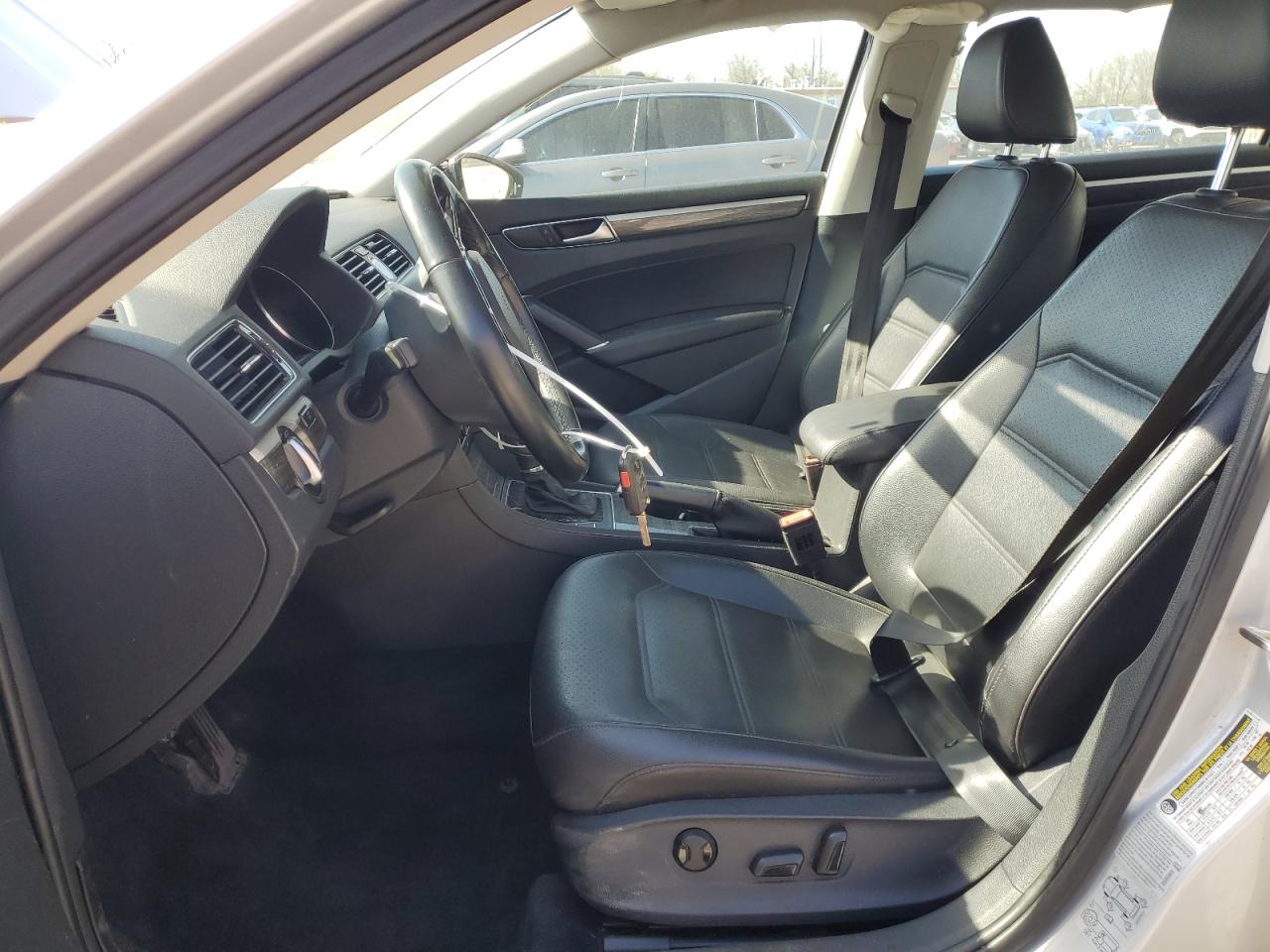 2016 Volkswagen Passat Se VIN: 1VWBT7A38GC007298 Lot: 54269325