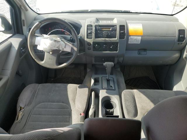 Pickups NISSAN FRONTIER 2013 Biały