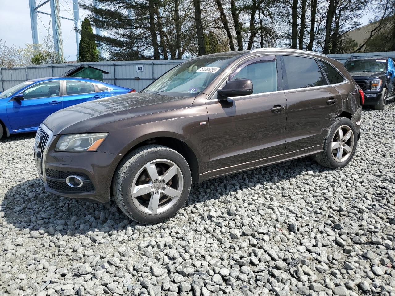 2011 Audi Q5 Premium Plus for Sale in Windsor, NJ - Rear End