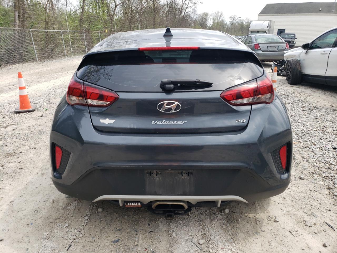 2020 Hyundai Veloster Base VIN: KMHTG6AF8LU030306 Lot: 55015575