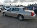 2004 Lincoln Town Car Executive na sprzedaż w Newton, AL - Rear End