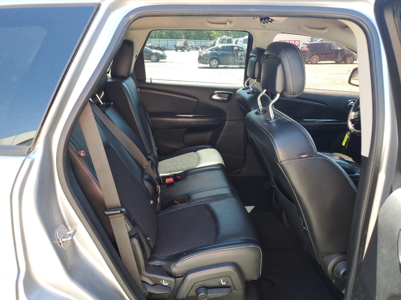 2018 Dodge Journey Crossroad VIN: 3C4PDDGGXJT387478 Lot: 52953065