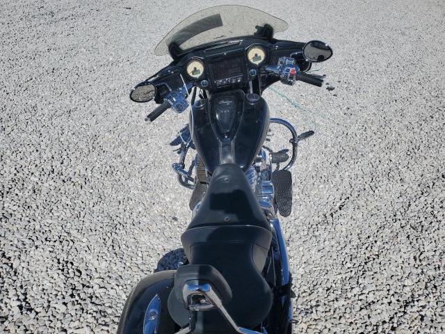 2017 INDIAN MOTORCYCLE CO. CHIEFTAIN   