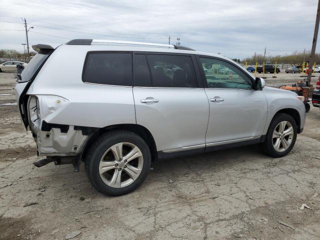  TOYOTA HIGHLANDER 2012 Серебристый
