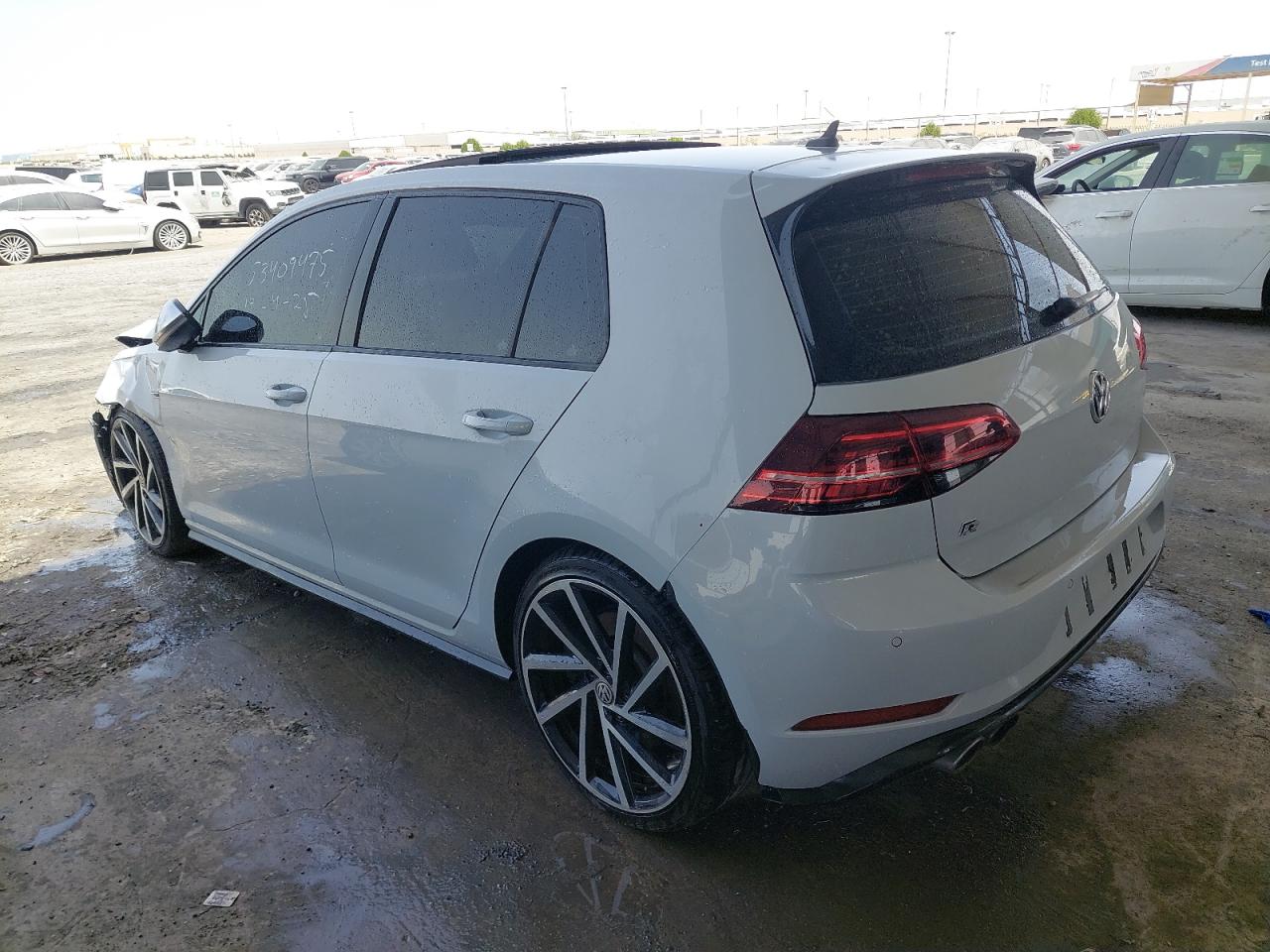 WVWGP2AU8JW106315 - 2018 Volkswagen GOLF - #undefined