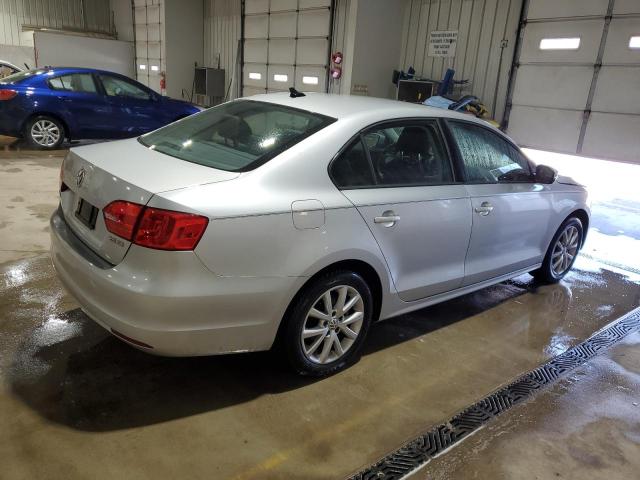  VOLKSWAGEN JETTA 2012 Srebrny