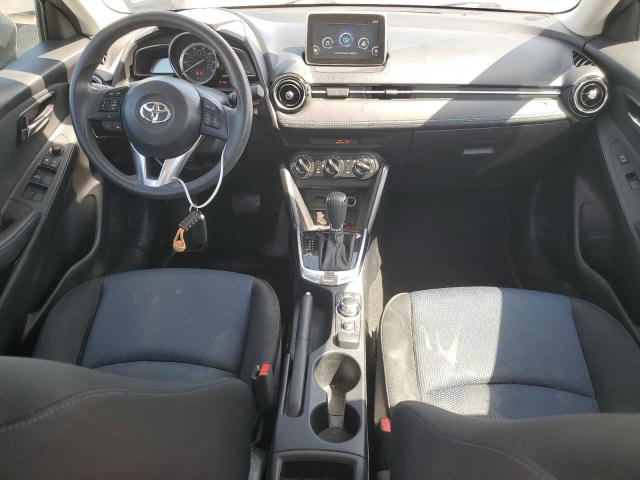  TOYOTA YARIS 2017 Szary