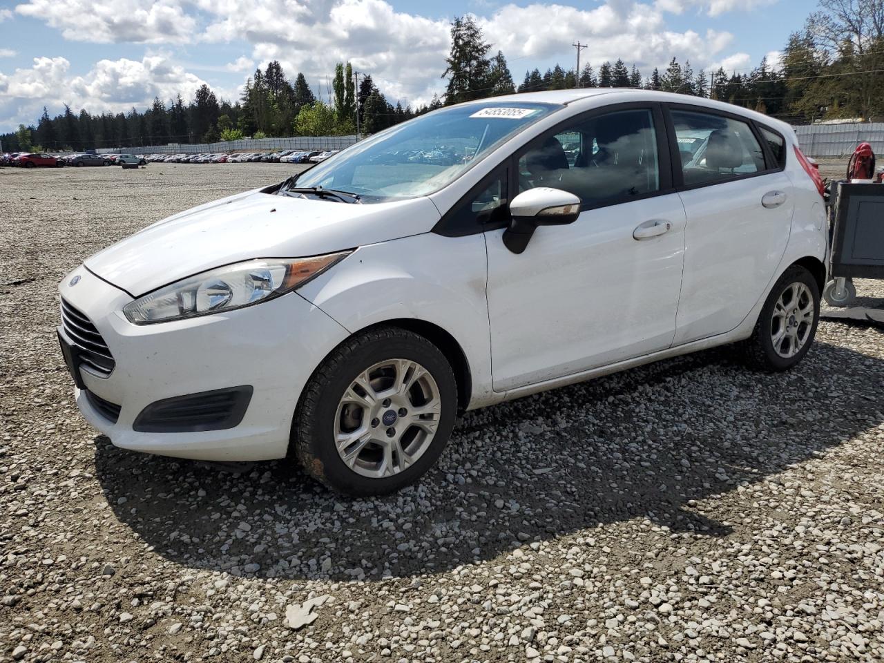 Graham, WA에서 판매 중인 2015 Ford Fiesta Se - Minor Dent/Scratches