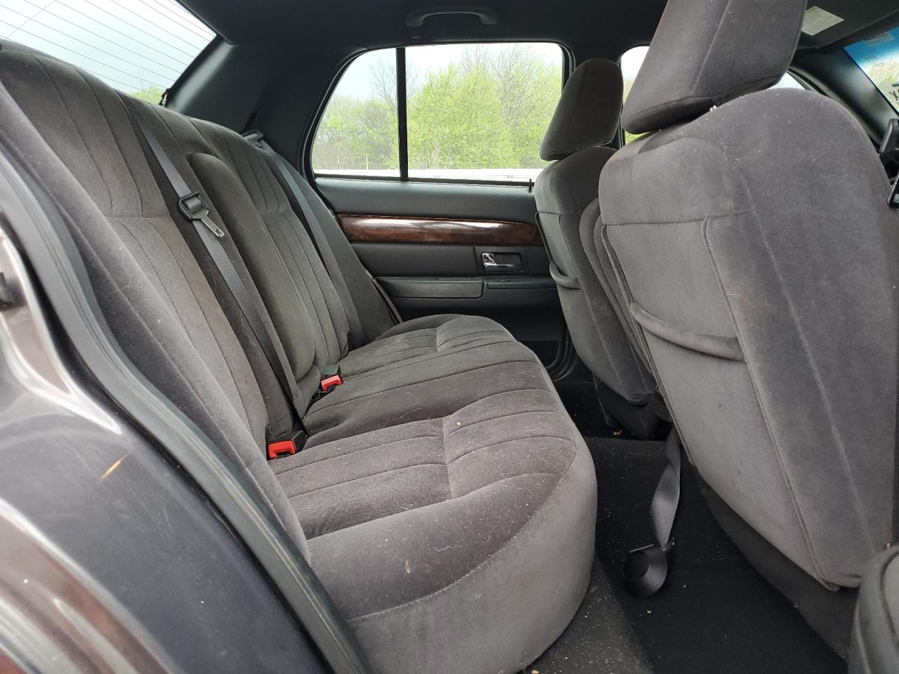 2007 Mercury Grand Marquis Gs VIN: 2MEFM74V77X615846 Lot: 51617645