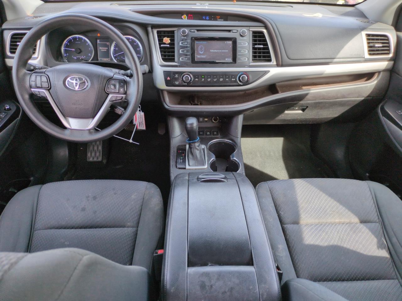 2019 Toyota Highlander Le VIN: 5TDBZRFH1KS957737 Lot: 54058835