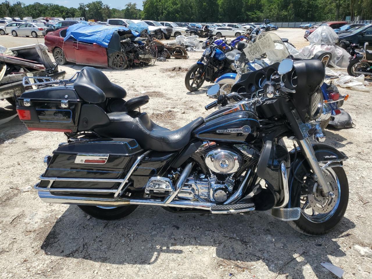 2006 Harley-Davidson Flhtcui Shrine იყიდება Ocala-ში, FL - Front End