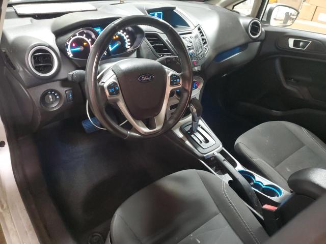  FORD FIESTA 2016 Белый