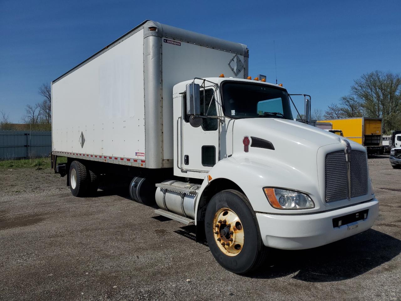2016 Kenworth Construction T270 for Sale in Columbia Station, OH - Mechanical