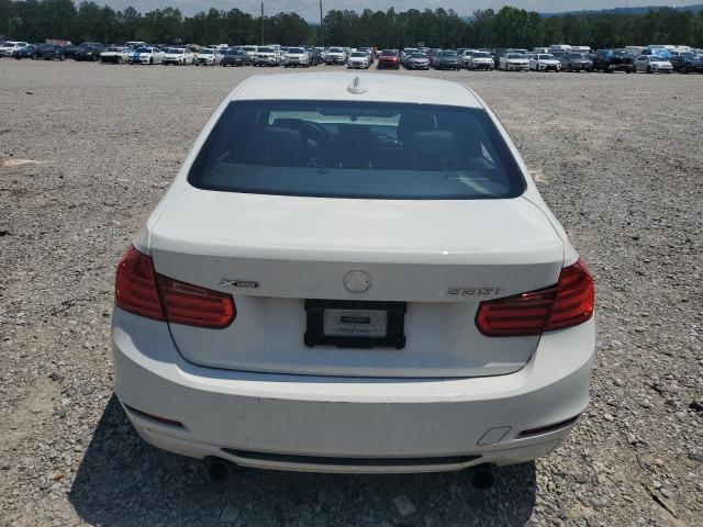  BMW 3 SERIES 2013 Белы