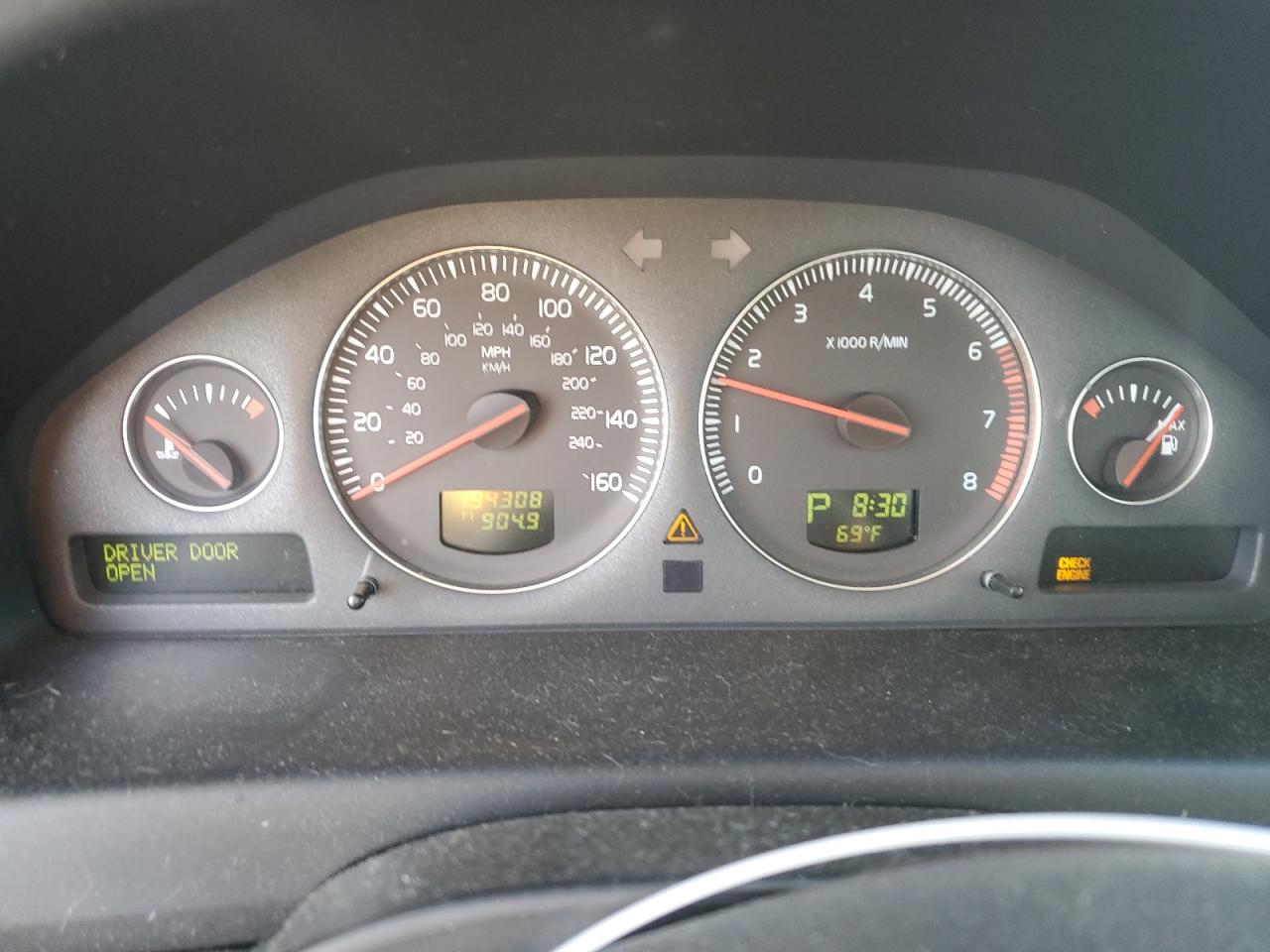 2005 Volvo S60 2.5T VIN: YV1RH592452477022 Lot: 53780265
