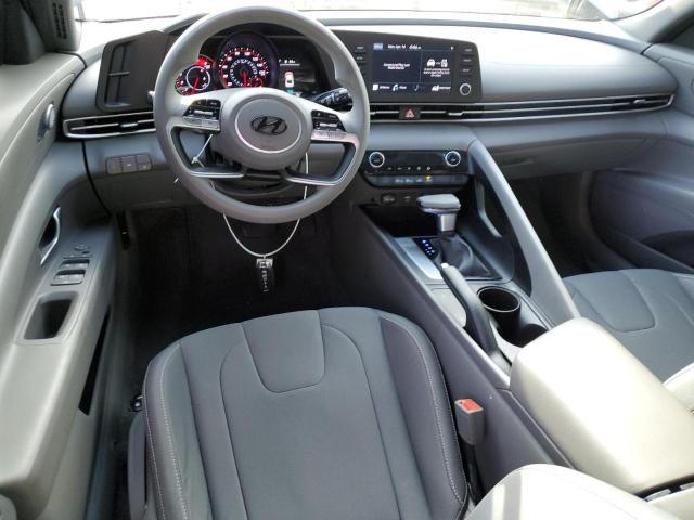  HYUNDAI ELANTRA 2022 Чорний