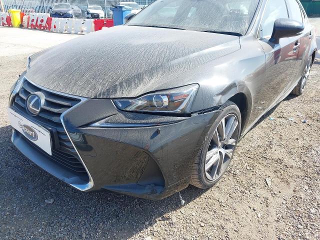 2017 LEXUS IS 300H AD