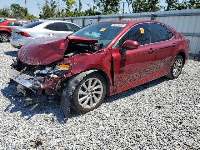  TOYOTA CAMRY 2021 Czerwony