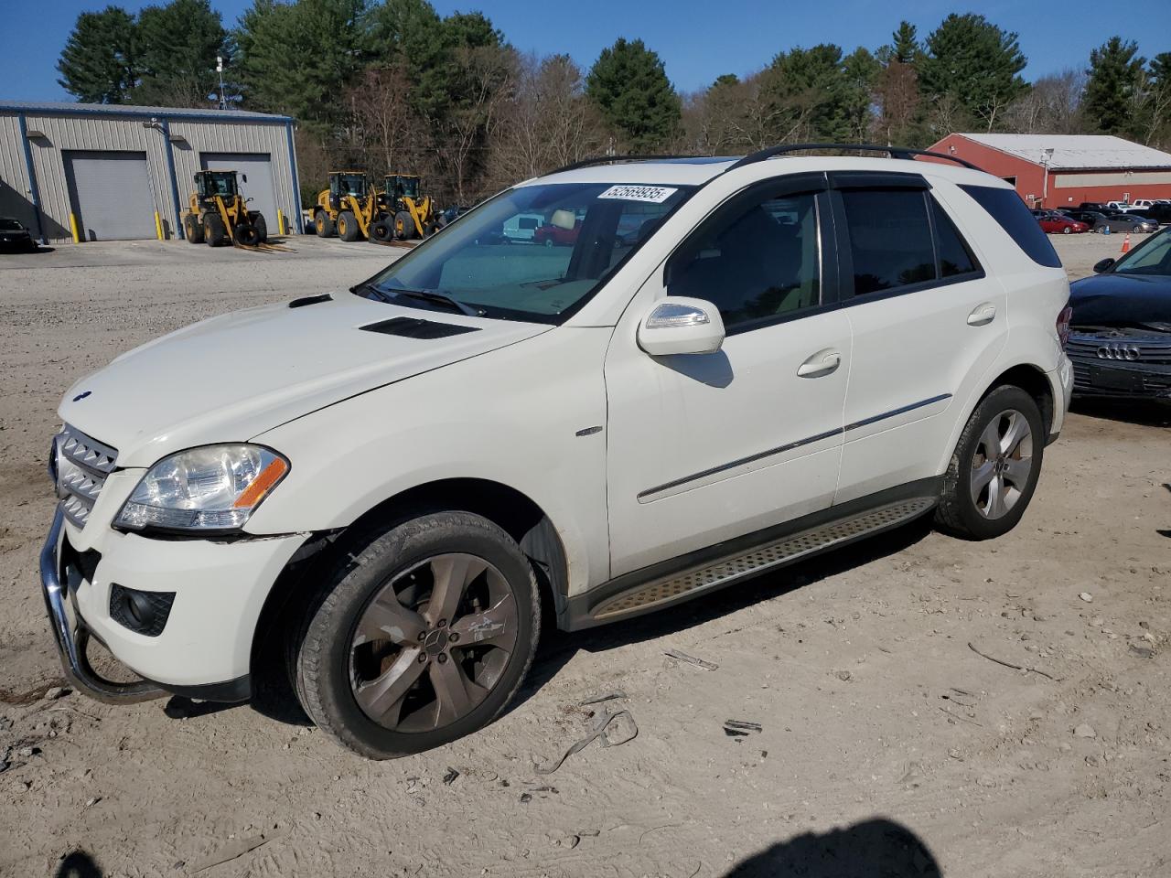 2009 Mercedes-Benz Ml  zu verkaufen in Mendon, MA - Front End