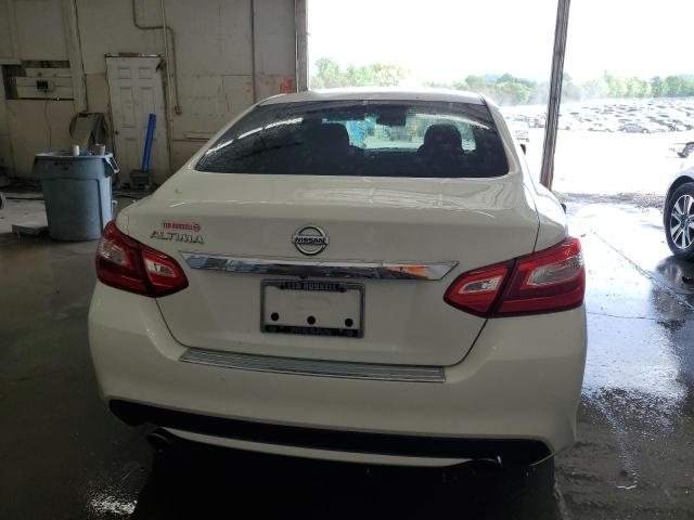  NISSAN ALTIMA 2017 Biały